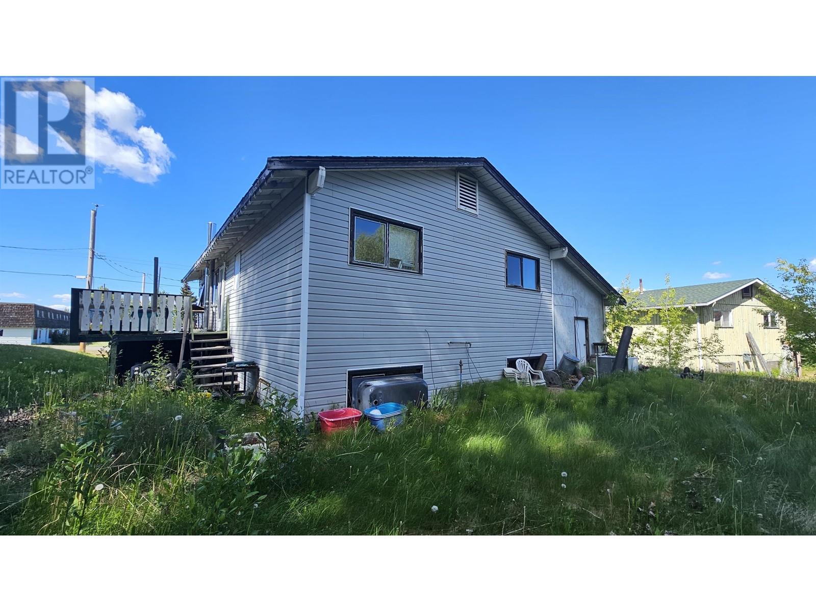 7 HAWTHORNE AVENUE Granisle, British Columbia Smithers Real Estate